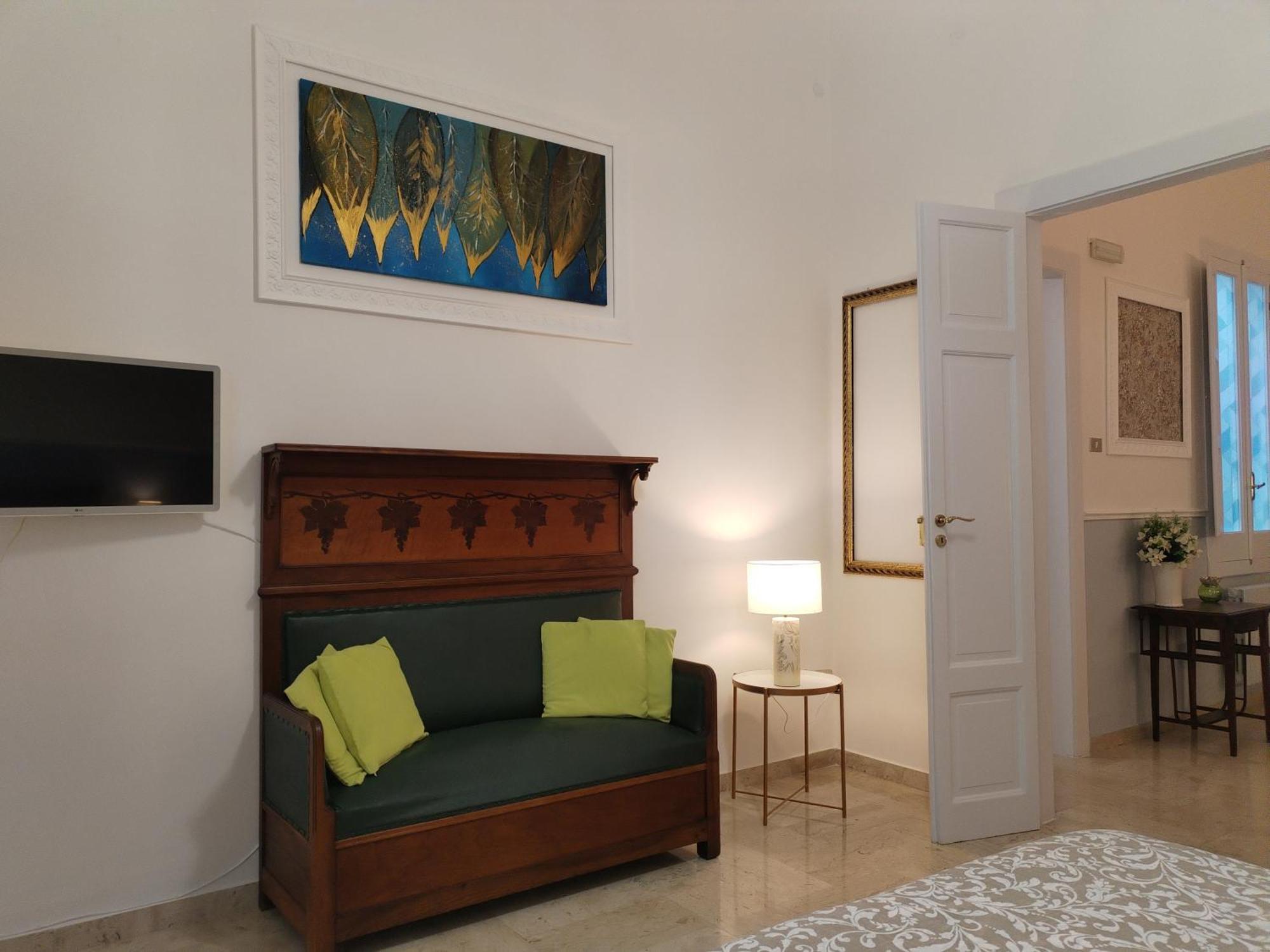 Liberty House Apartment Bari Luaran gambar