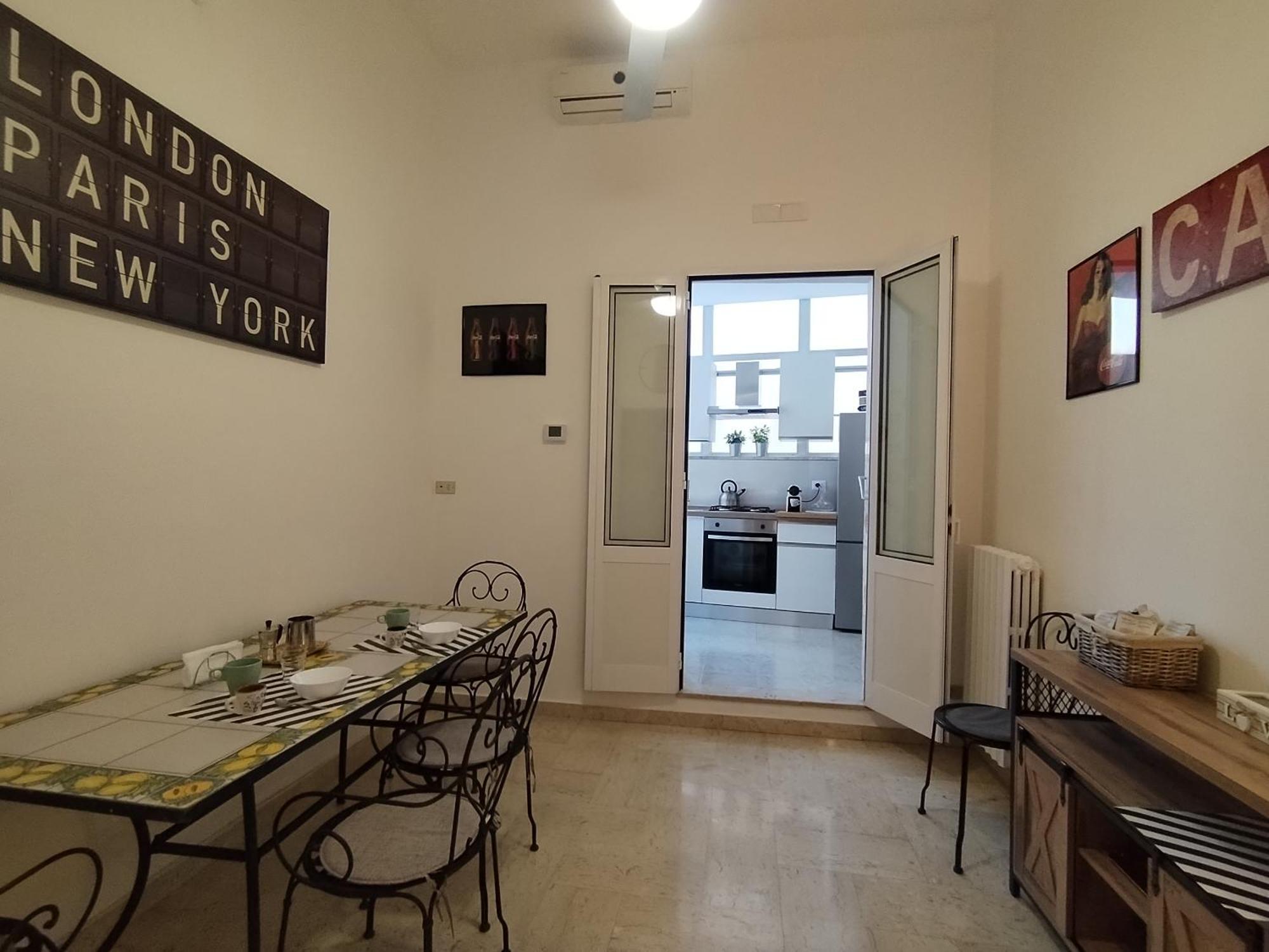 Liberty House Apartment Bari Luaran gambar
